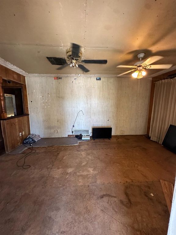 Image 21 of property listing at 1734 Sylvia Street, Selma, CA 93662