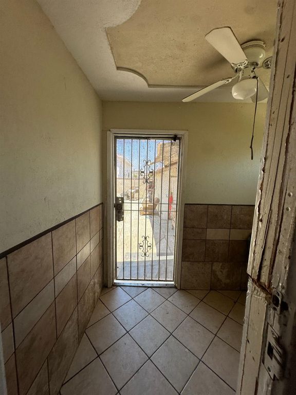 Image 70 of property listing at 1734 Sylvia Street, Selma, CA 93662