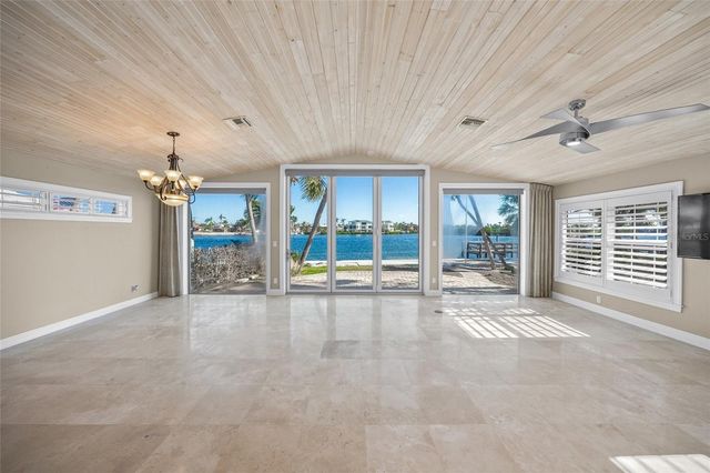 1358 MOONMIST DRIVE B4, Sarasota, FL 34242