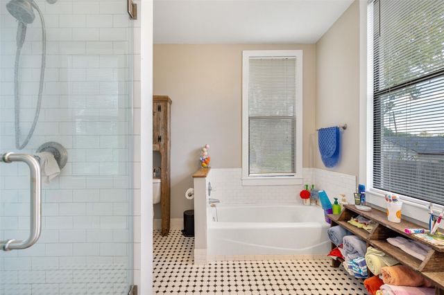 222 N Harris Street, Bellville, TX 77418