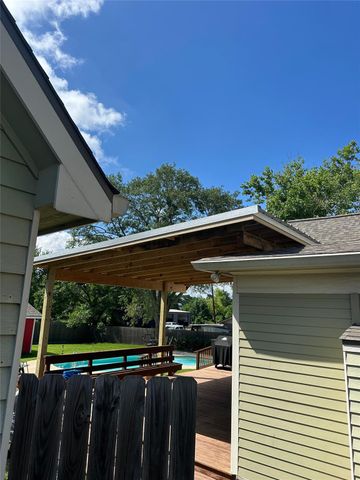 222 N Harris Street, Bellville, TX 77418