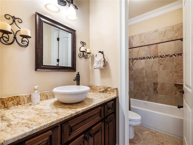 2051 Skybrooke Court, Hoschton, GA 30548