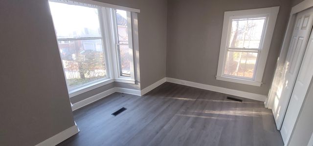140 School Street, Bristol, NH 03222