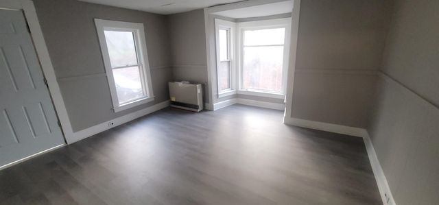 140 School Street, Bristol, NH 03222