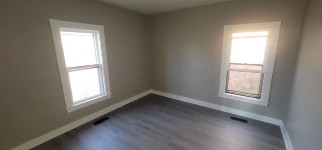 140 School Street, Bristol, NH 03222