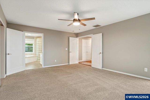 2470 Crestmont Cir S, Salem, OR 97302