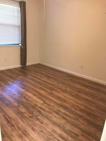 1271 SE Parkview Place H4, Stuart, FL 34994