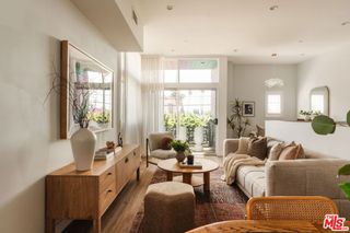 1434 1/2 S Sycamore Avenue, Los Angeles, CA 90019