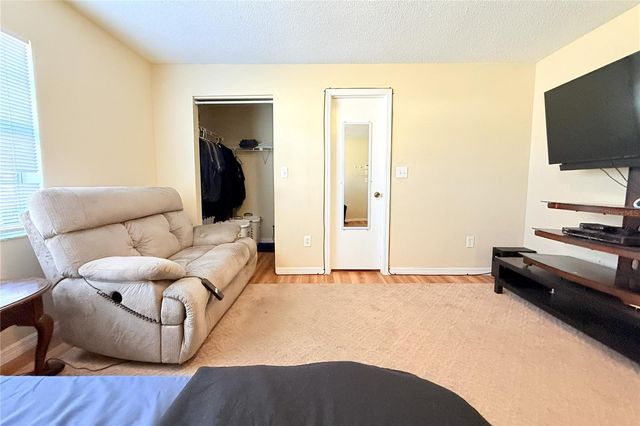 4705 SERENA DRIVE, Tampa, FL 33617