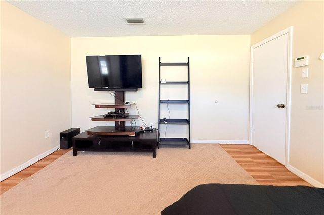 4705 SERENA DRIVE, Tampa, FL 33617