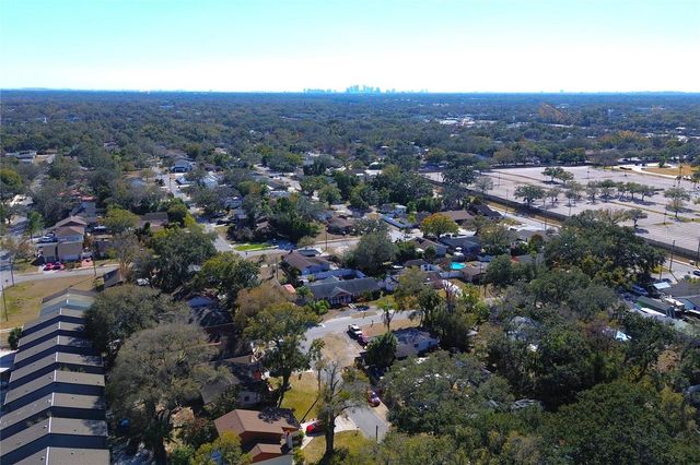 4705 SERENA DRIVE, Tampa, FL 33617