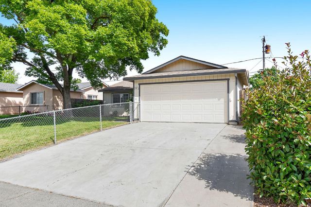 233 Graves Ave, Sacramento, CA 95838
