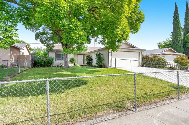 233 Graves Ave, Sacramento, CA 95838