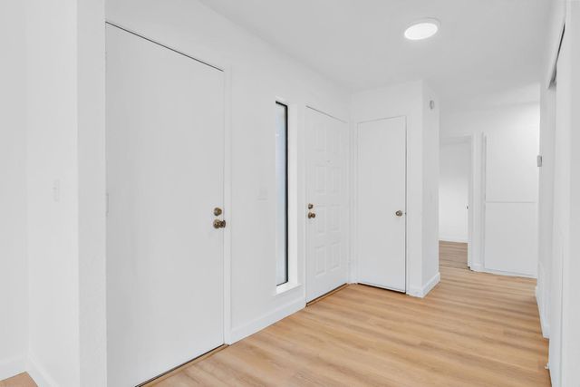 233 Graves Ave, Sacramento, CA 95838