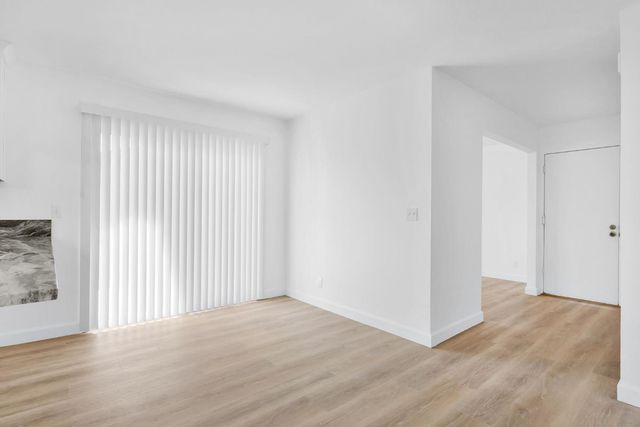 233 Graves Ave, Sacramento, CA 95838