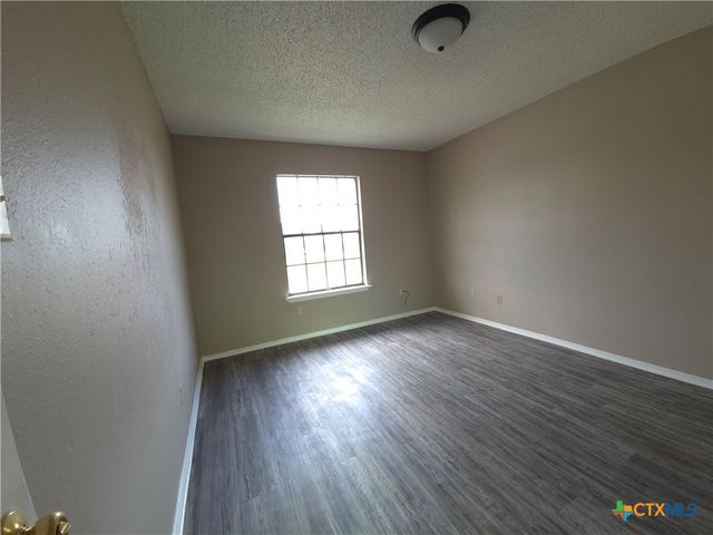 4503 Chase Circle, Killeen, TX 76543