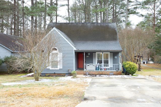 1207 Fernridge Drive, Sanford, NC 27332