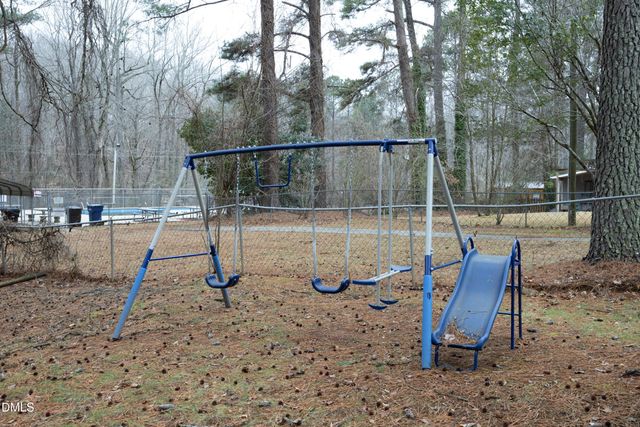 1207 Fernridge Drive, Sanford, NC 27332