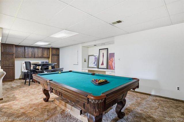 3260 Ravinewood Drive, Commerce Twp, MI 48382