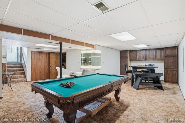 3260 Ravinewood Drive, Commerce Twp, MI 48382