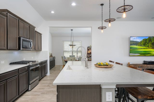 7623 Nolan Creek, Boerne, TX 78015