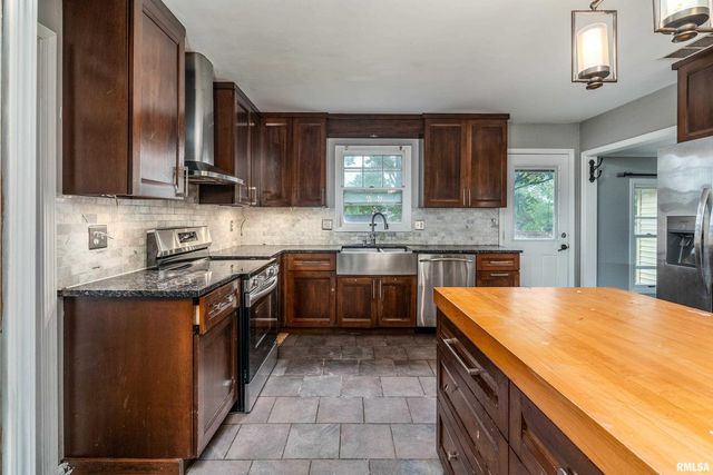 3000 W KENT Street, Carbondale, IL 62901