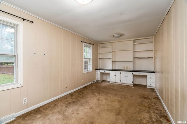 3000 W KENT Street, Carbondale, IL 62901