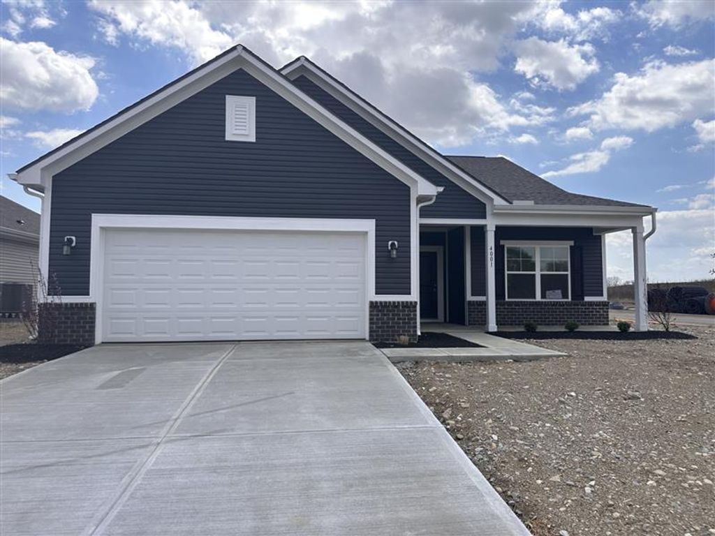 4001 Chakeres, Springfield, OH 45505