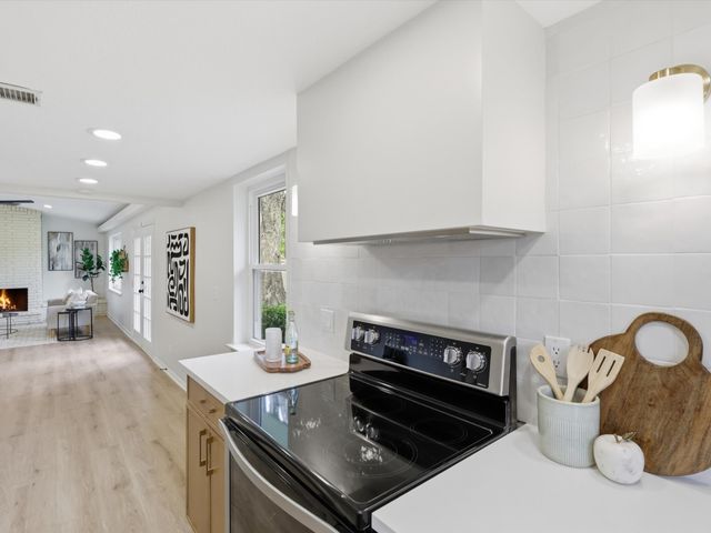732 Pinehurst Drive, Richardson, TX 75080