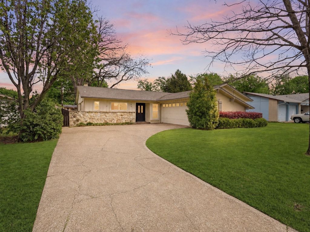 732 Pinehurst Drive, Richardson, TX 75080