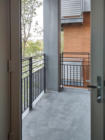 3506 S State Street 308, Chicago, IL 60609