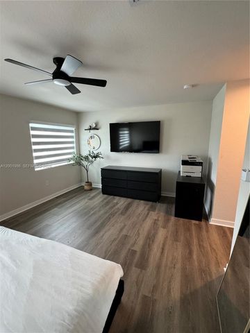 1009 NW 4th Ter 0, Florida City, FL 33034