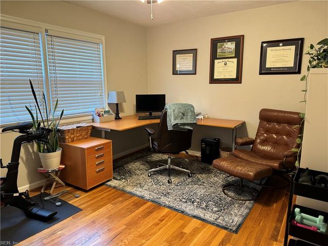 3716 S Queensgrove CIR, Virginia Beach, VA 23452