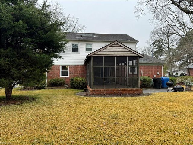 3716 S Queensgrove CIR, Virginia Beach, VA 23452