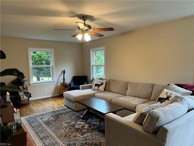 3716 S Queensgrove CIR, Virginia Beach, VA 23452