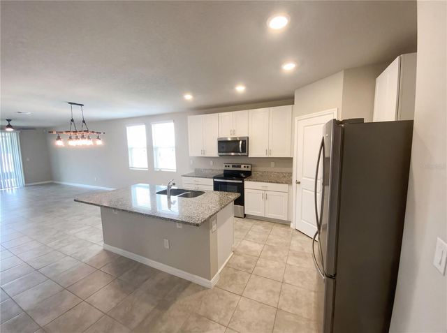 3082 FORREST PLUM COURT, Zephyrhills, FL 33540