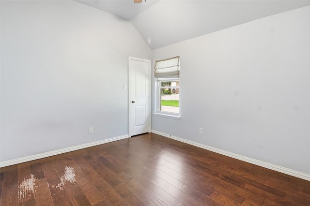 106 Elm Crest Court, Weatherford, TX 76087