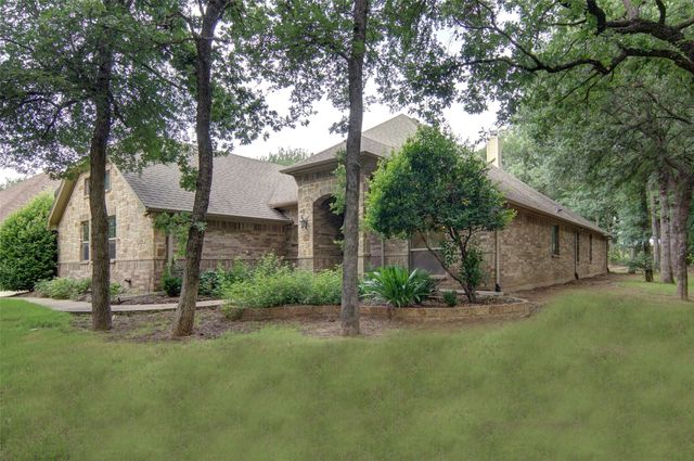 106 Elm Crest Court, Weatherford, TX 76087