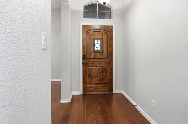 106 Elm Crest Court, Weatherford, TX 76087