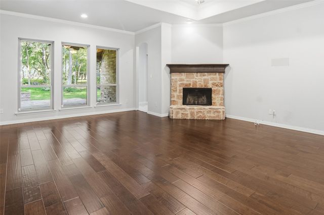 106 Elm Crest Court, Weatherford, TX 76087