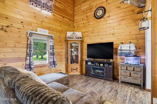 7514 Township Road 95, Findlay, OH 45840