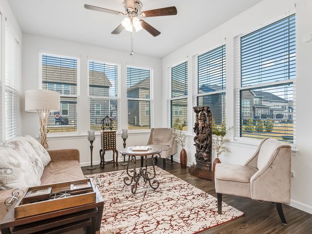 2552 Weatherbee Lane, Naperville, IL 60563