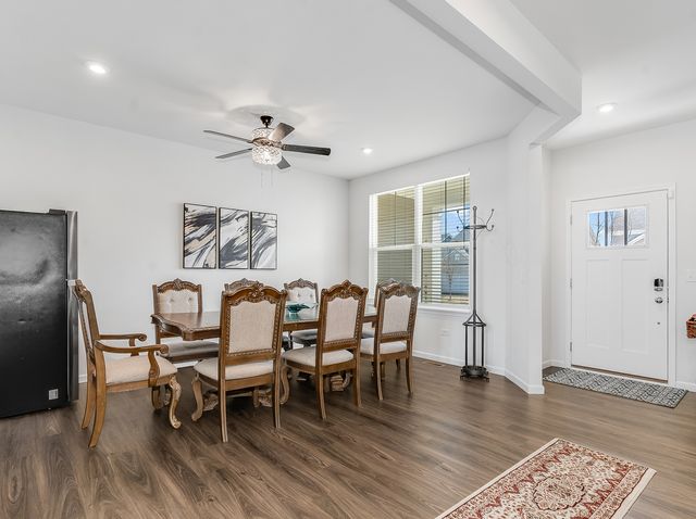 2552 Weatherbee Lane, Naperville, IL 60563