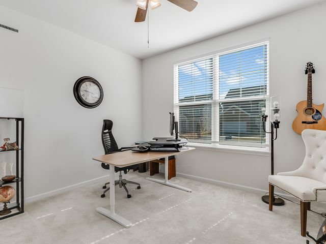 2552 Weatherbee Lane, Naperville, IL 60563