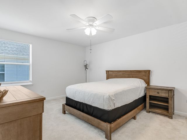 2552 Weatherbee Lane, Naperville, IL 60563