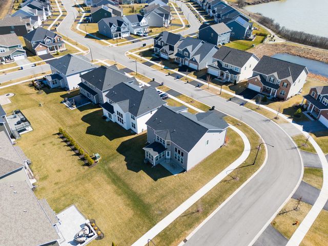 2552 Weatherbee Lane, Naperville, IL 60563