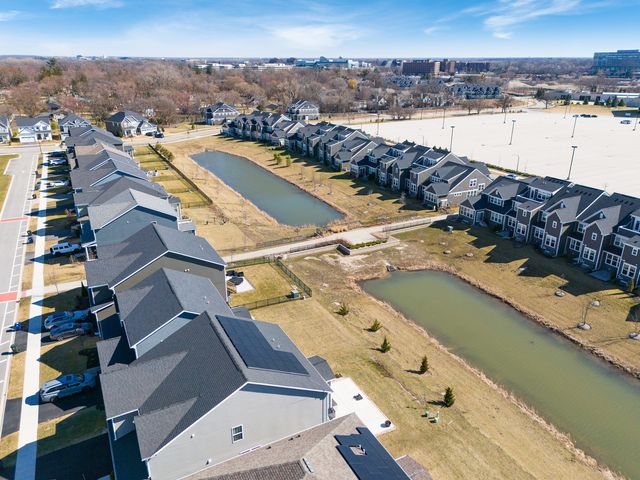 2552 Weatherbee Lane, Naperville, IL 60563