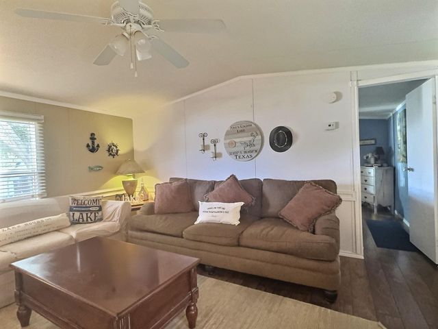 2334 Sanbar Road 86, Possum Kingdom Lake, TX 76449