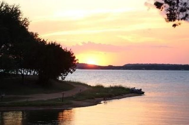 2334 Sanbar Road 86, Possum Kingdom Lake, TX 76449