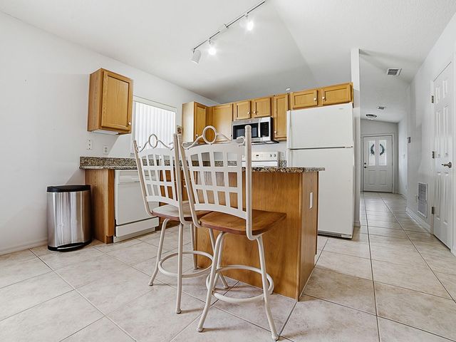 25114 CRANES ROOST CIRCLE, Leesburg, FL 34748